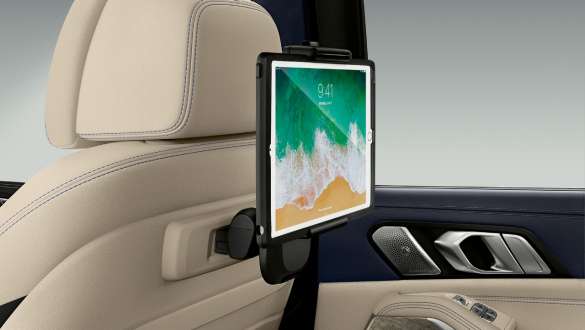 Universal holder for tablets with BMW safety case for Travel & Comfort System BMW X7 G07 2019 Universal holder for tablets with BMW safety case for Travel & Comfort System BMW X7 G07 2019
