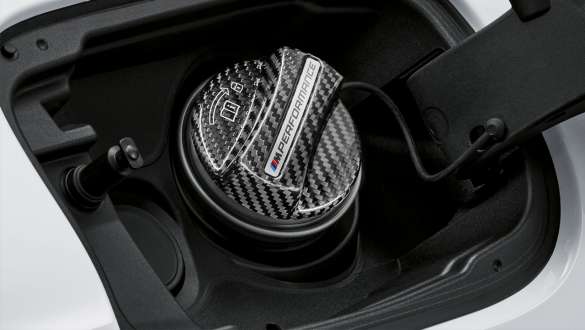 M Performance fuel filler cap carbon fibre BMW X7 G07 2019 M Performance fuel filler cap carbon fibre BMW X7 G07 2019