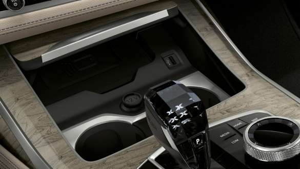 Temperature-controlled cupholders BMW X7 G07 Temperature-controlled cupholders BMW X7 G07 interior