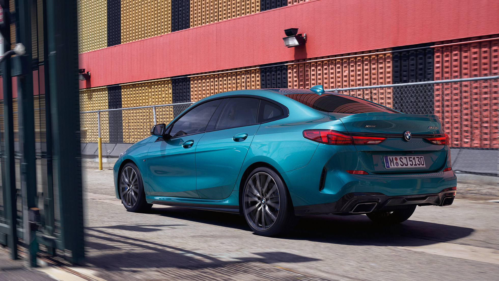 Video BMW 2 Series Gran Coupé Video BMW 2 Series Gran Coupé F44 Snapper Rocks Blue metallic exterior
