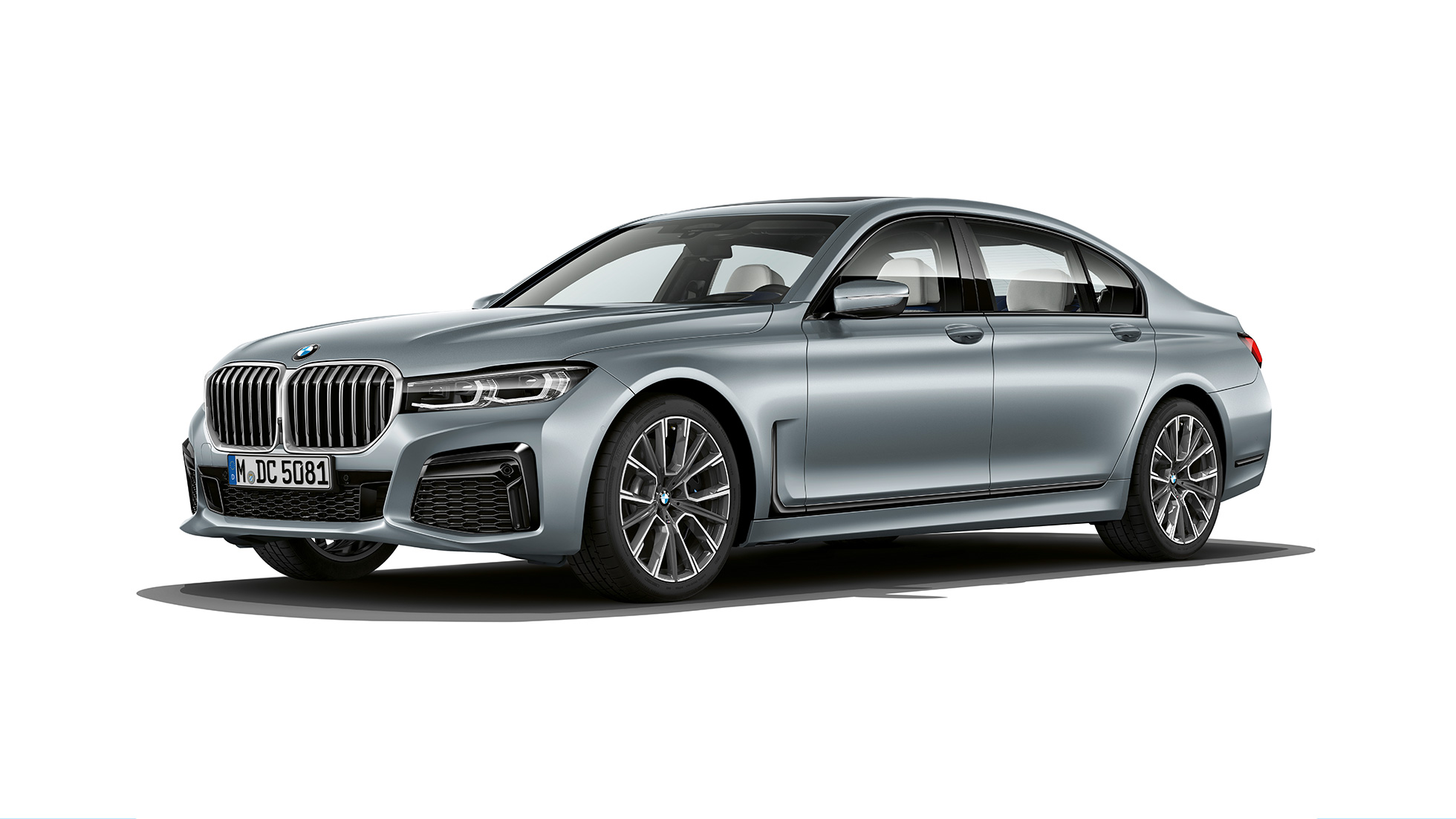 BMW 7 Series Sedan M Sport package, three-quarter front view Grey BMW 7 Series Sedan M Sport package in three-quarter front view