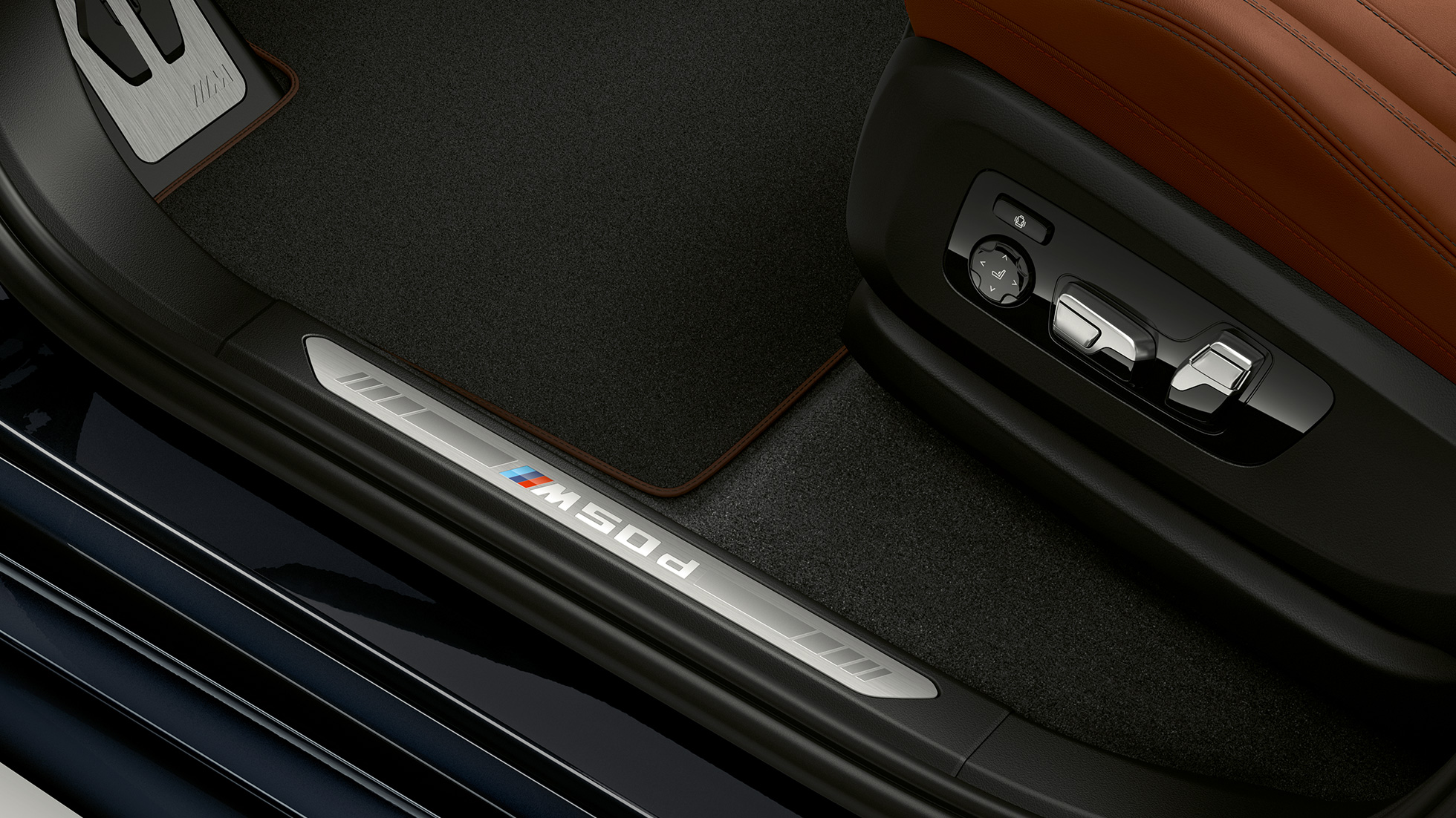 Door sill finishers with M designation BMW X5 M50d Door sill finishers with M designation BMW X5 M50d G05 interior
