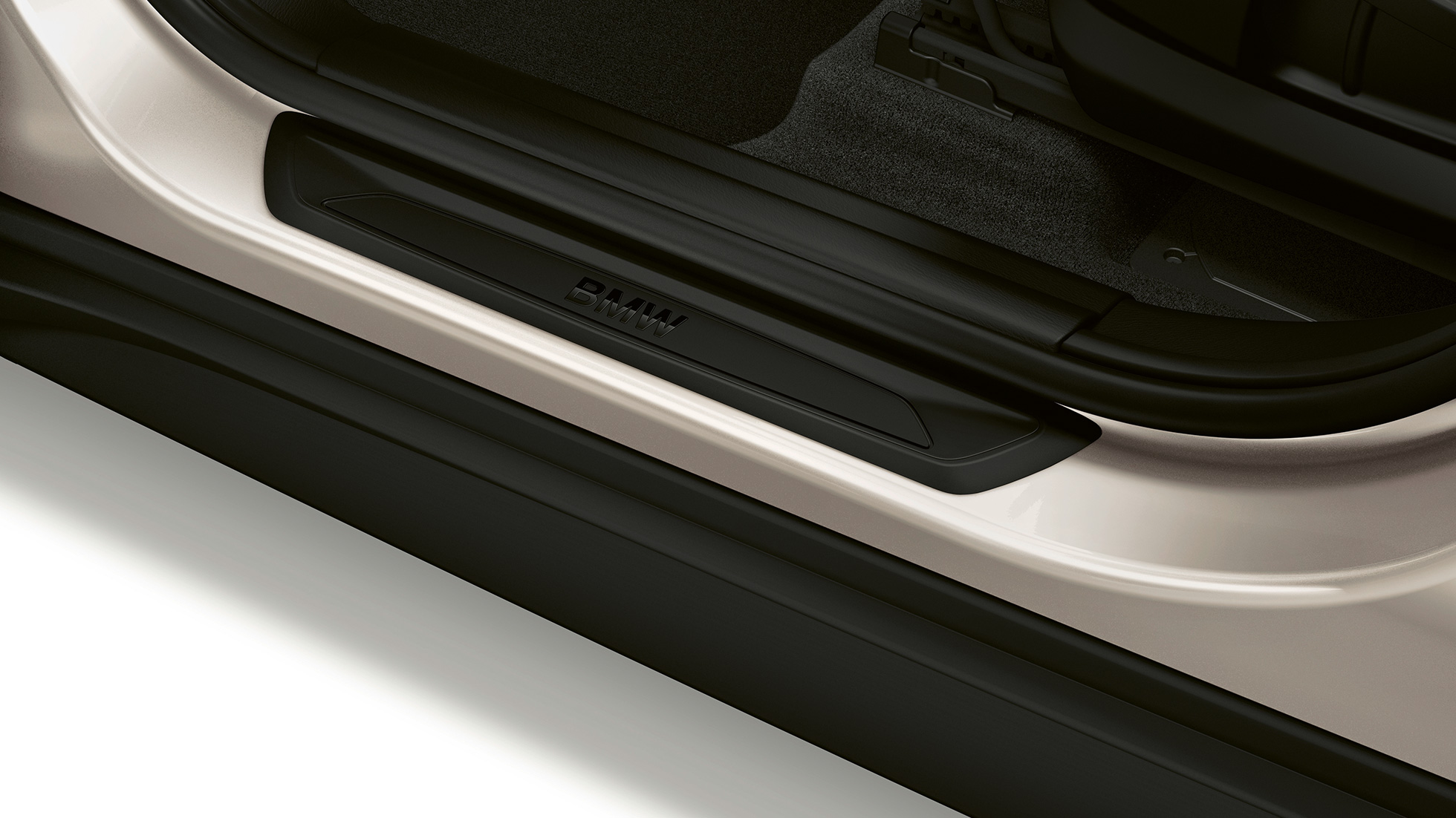 BMW X1, Model Advantage, door sill BMW X1, Model Advantage, side view with close-up on door sill