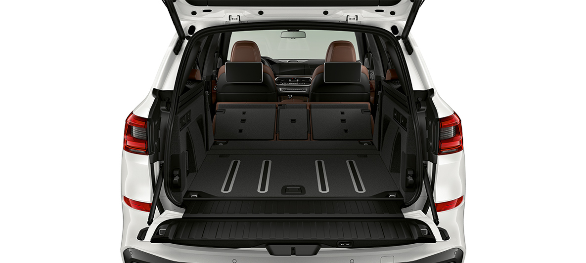 Luggage compartment BMW X5 Luggage compartment of the BMW X5
