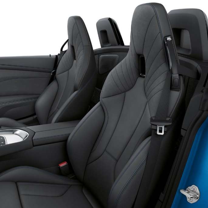 BMW Z4 Roadster Model M Sport, front seats